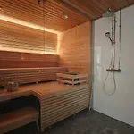 Spacious For 6 With Sauna アパート
