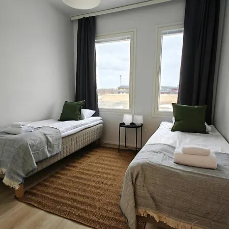 Lägenhet Spacious For 6 With Sauna