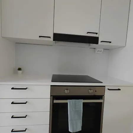 Lägenhet Spacious For 6 With Sauna *